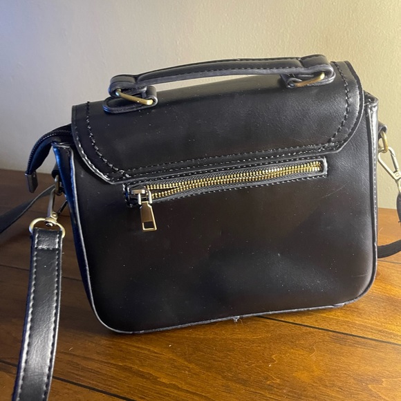 Black satchel purse - Picture 2 of 3